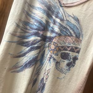 Headdress skull tee